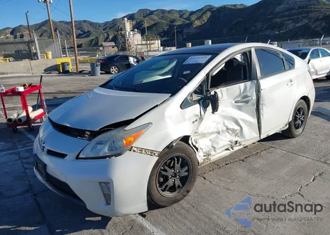 2015 Toyota Prius Three z USA, uszkodzony, nr VIN JTDKN3DU5F1914191